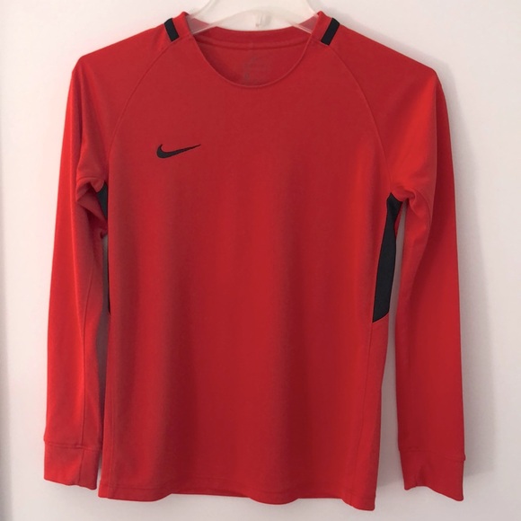Nike dry fit shirt - Picture 1 of 4